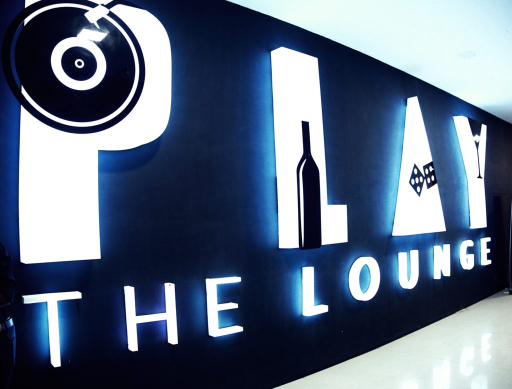 Play The Lounge