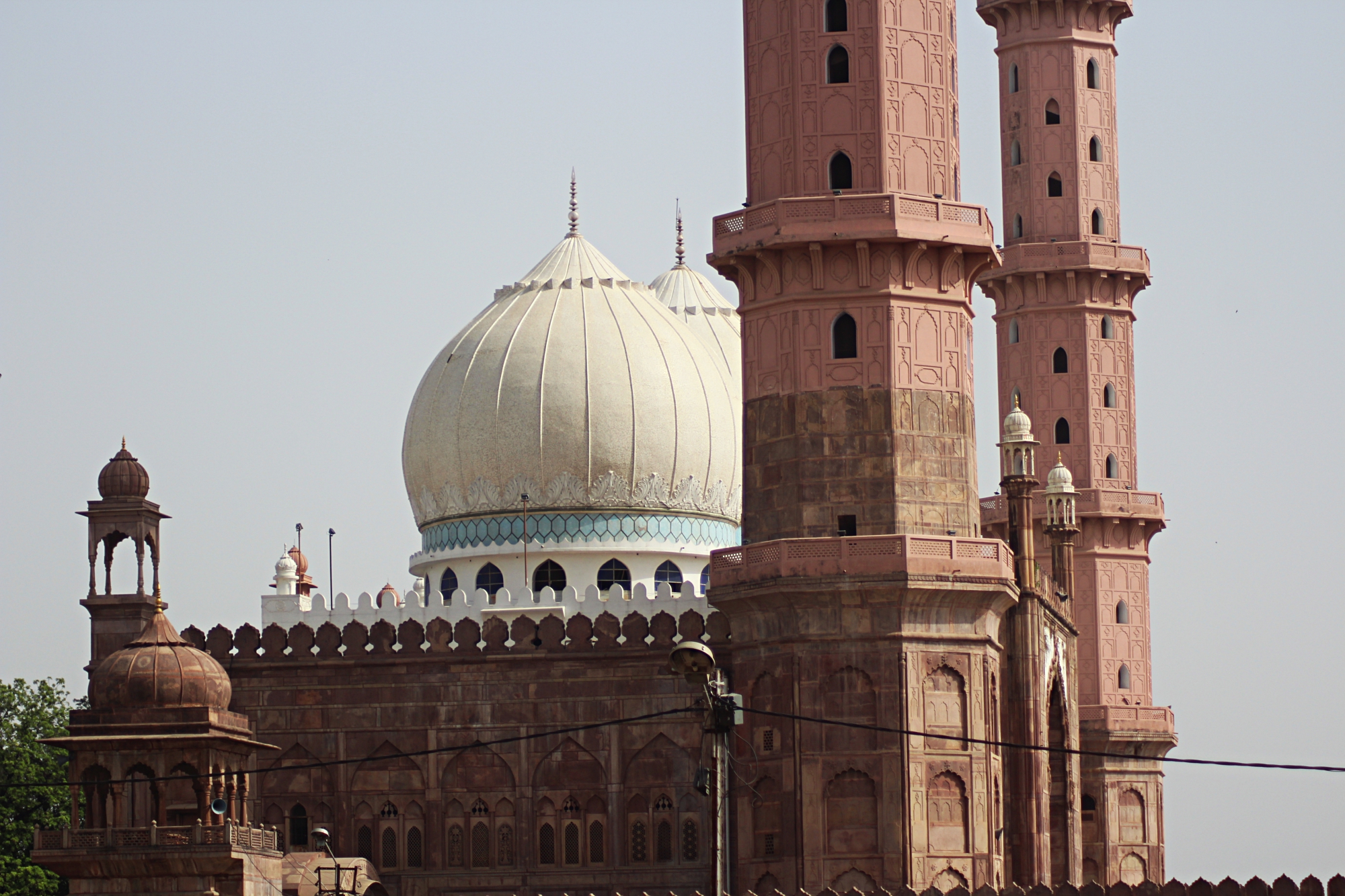 Visit Taj Ul Masajid: Asia’s 2nd-Largest Mosque