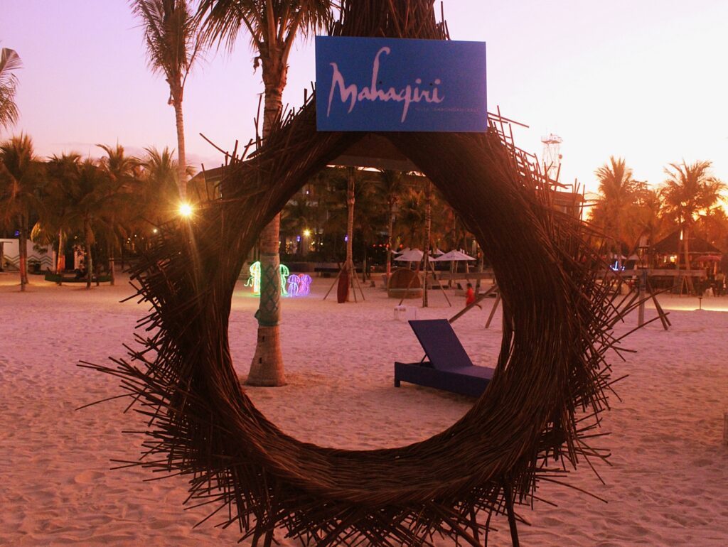 Mahagiri Resort Beachside