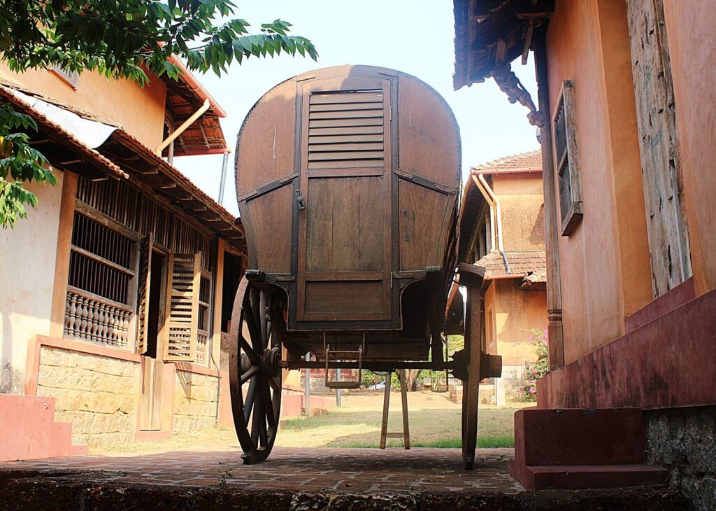 Hasta Shilpa Heritage Village Wagon