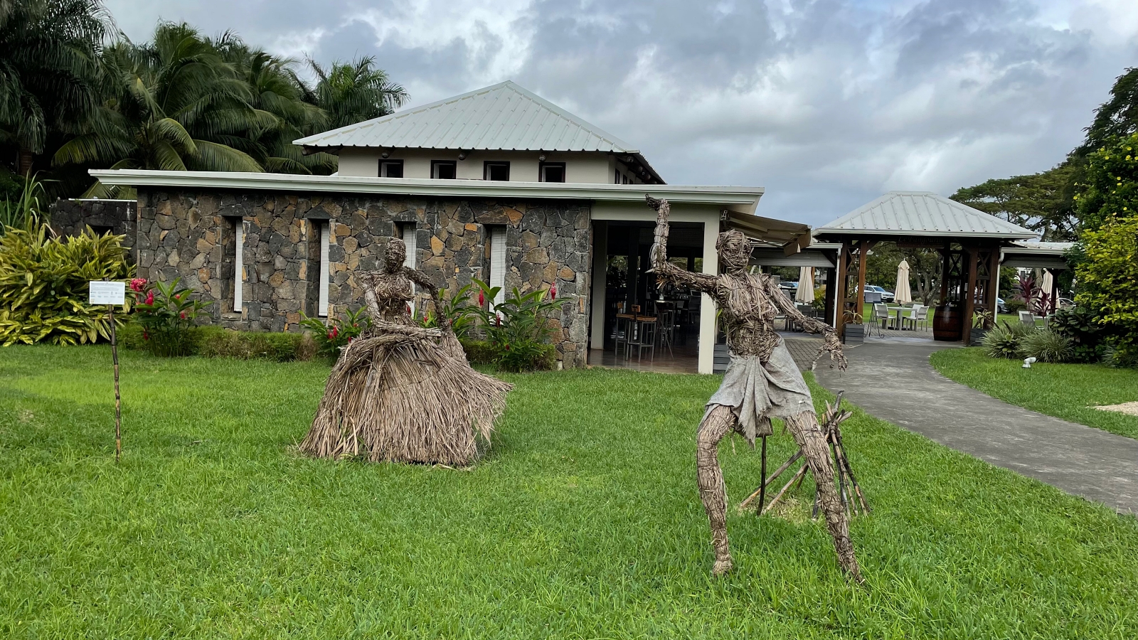 L'Aventure du Sucre Sugarcane Waste Sculptures