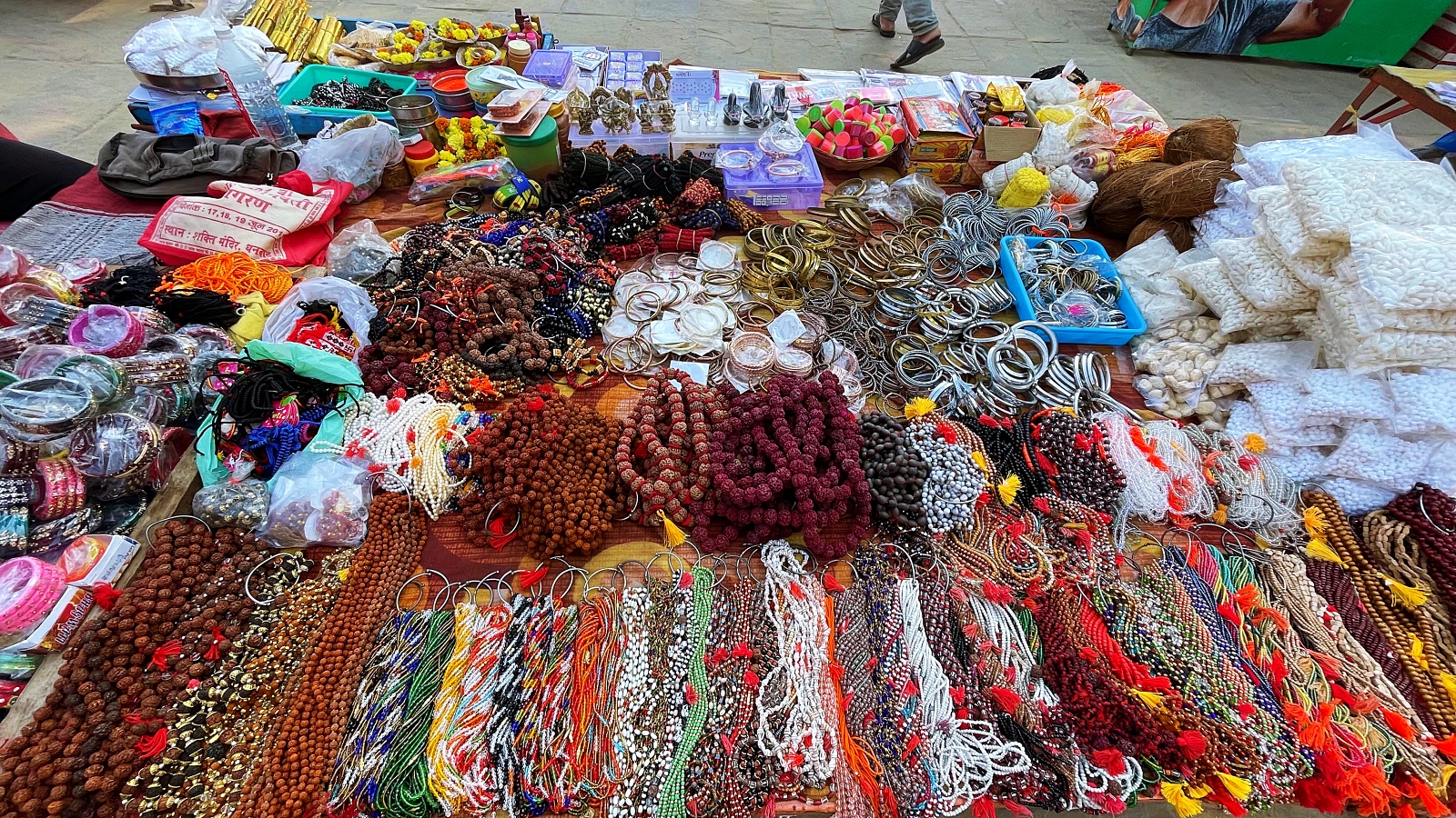 Assi Ghat Market