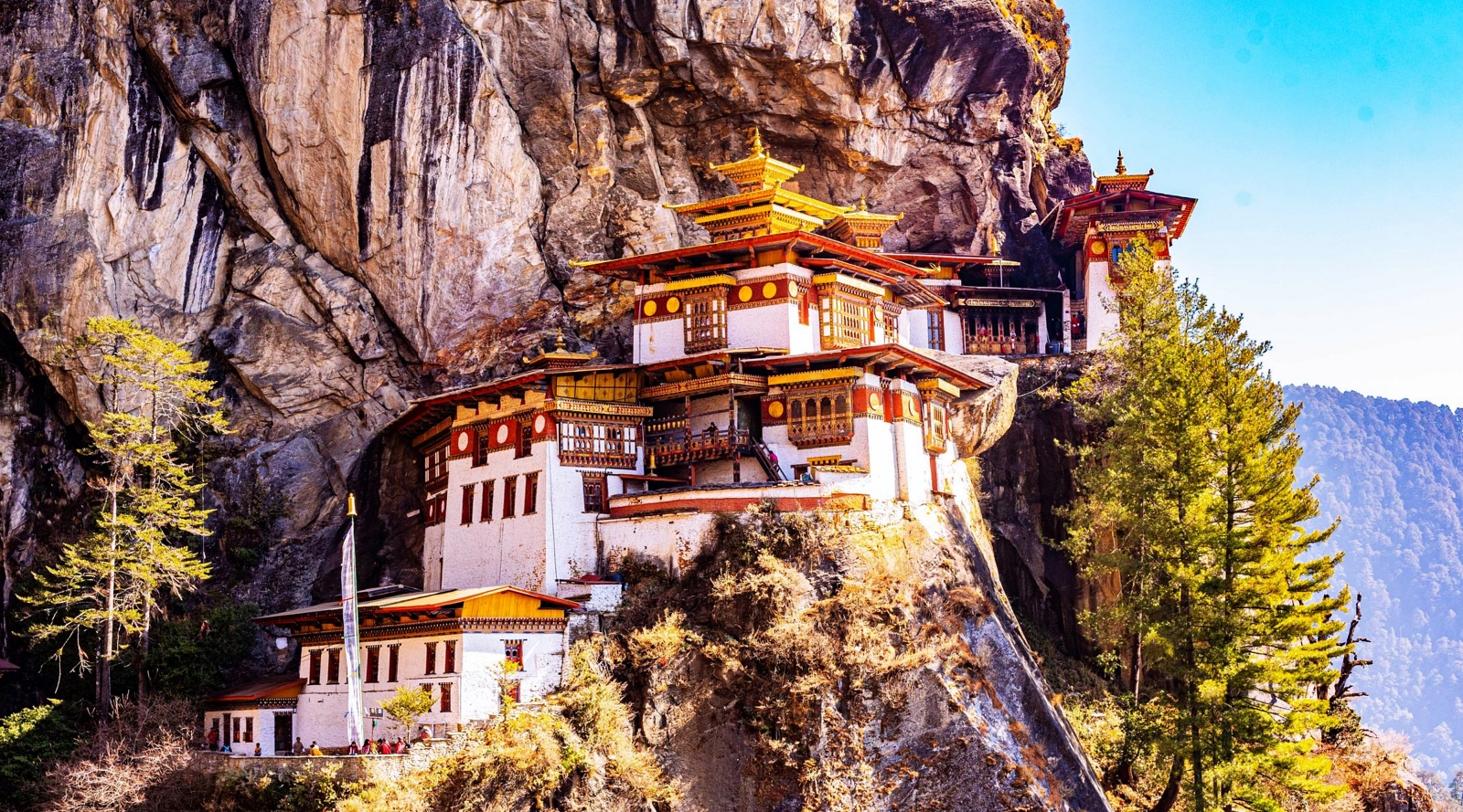 How to get to the Tiger’s Nest (Paro Taktsang) Monastery in Bhutan