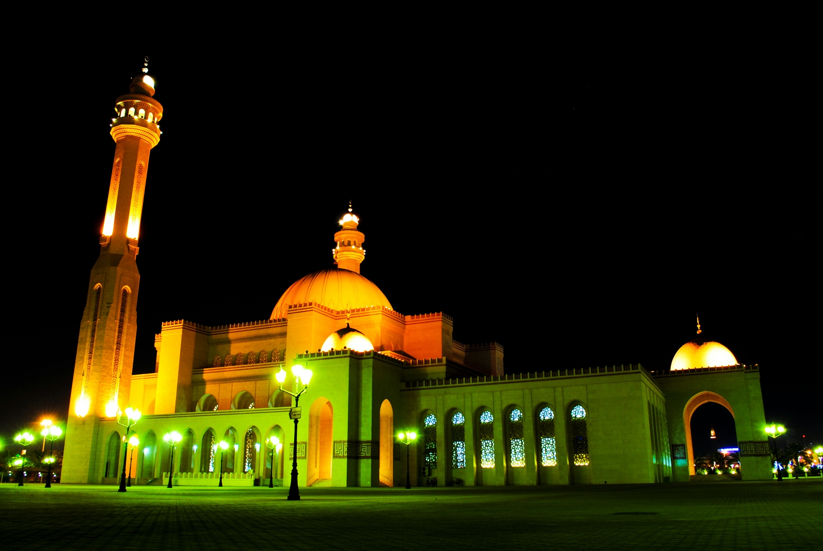 Al-Fateh Grand Mosque