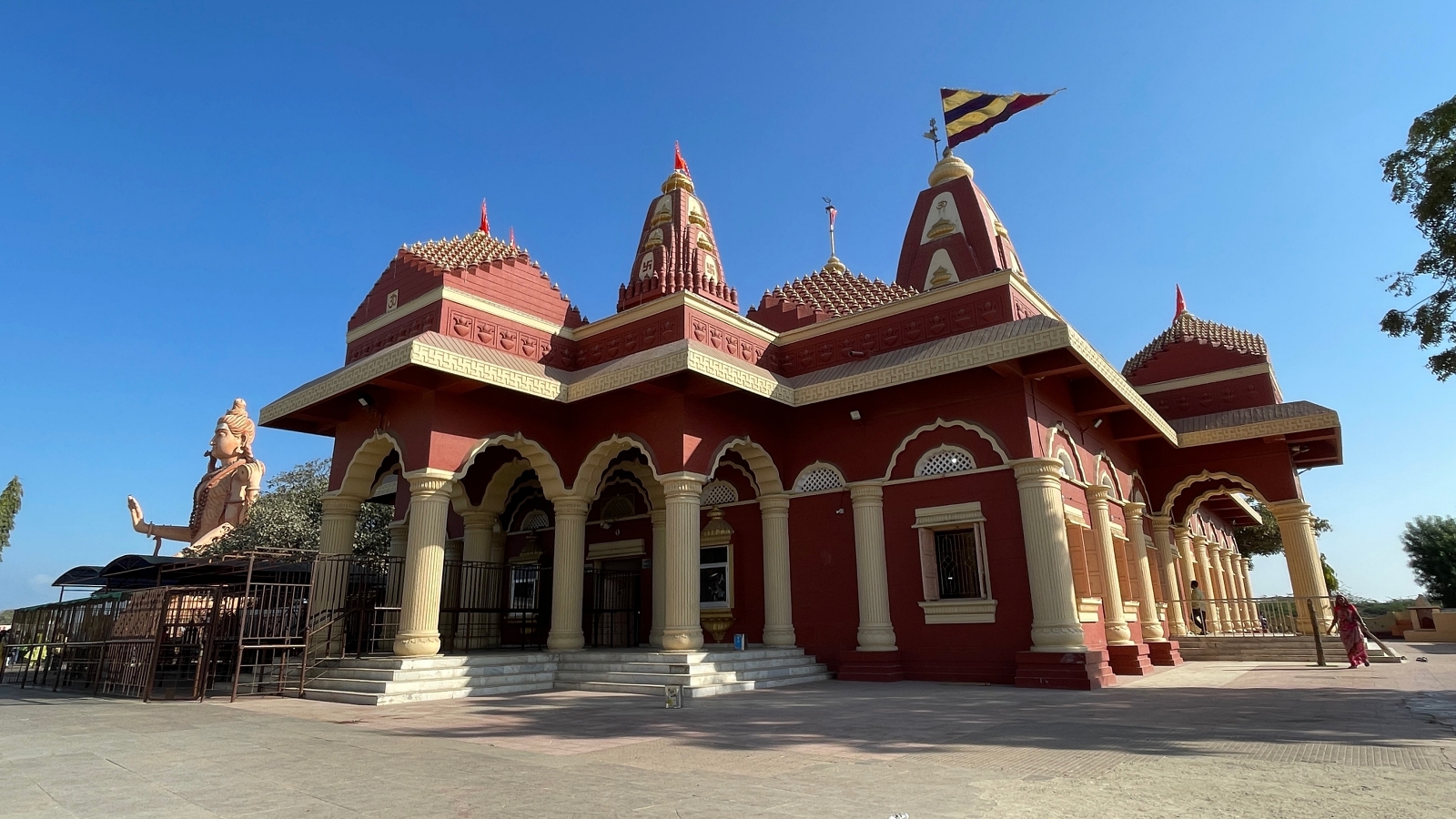 Nageshwara Jyotirlinga Temple